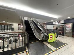 Selegie Road (D7), Retail #486802611